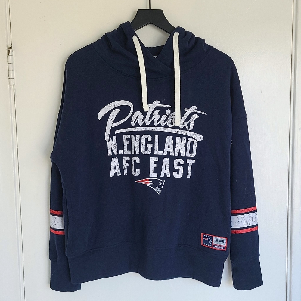 New England Patriots Distressed Team Hoodie